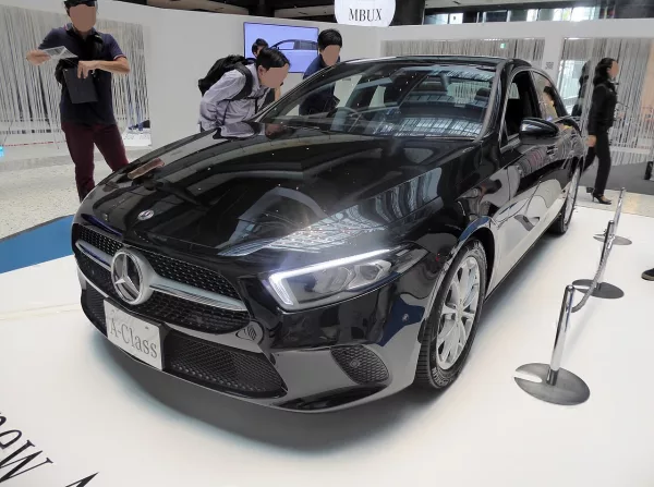 Mercedes Classe A 2028 : la compacte survit, en changeant de peau