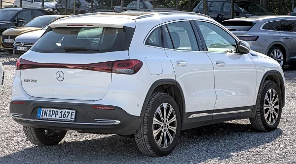 Mercedes-Benz EQA / GLA électrique