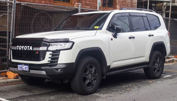 4x4 type safari illustrant un SUV tout-terrain électrique